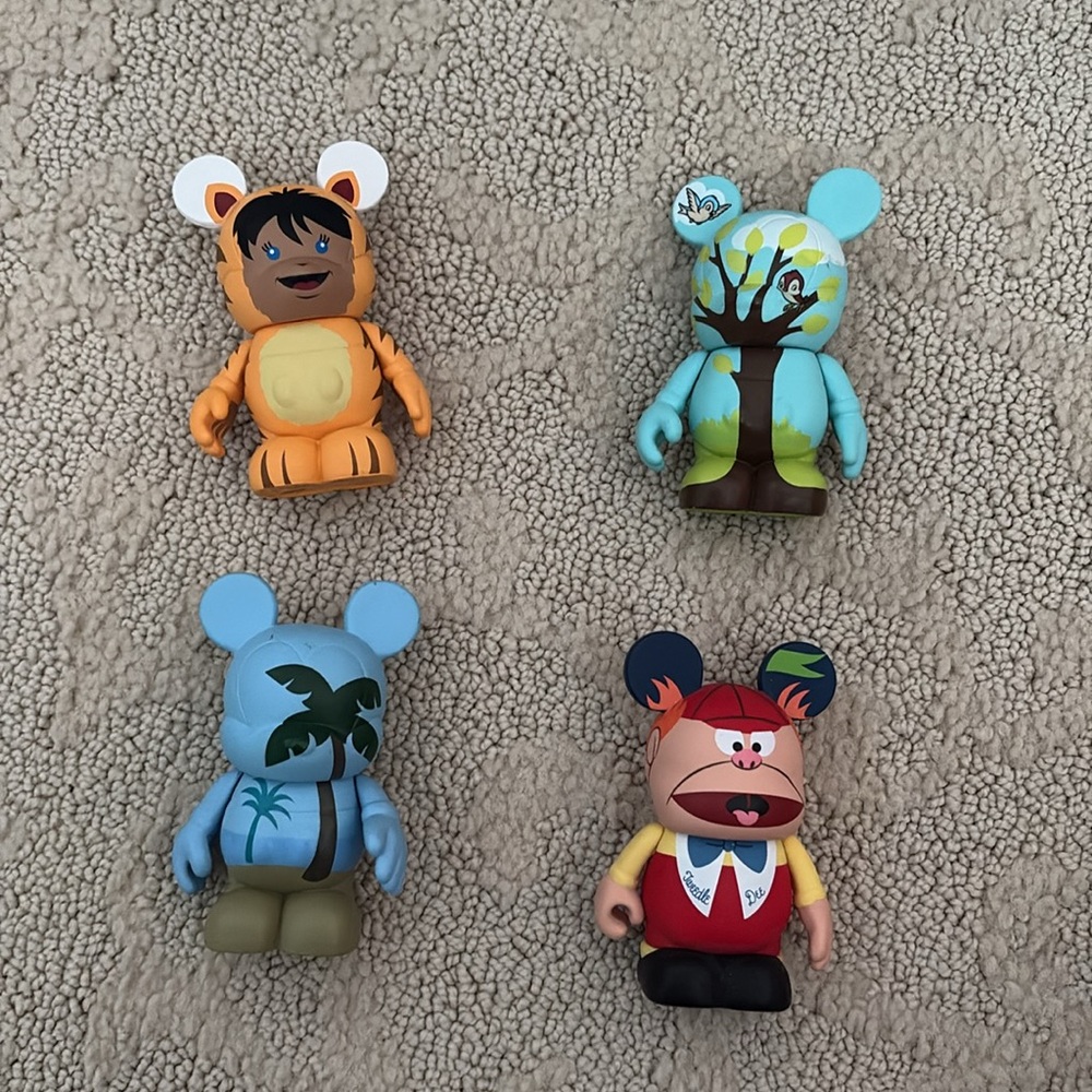 4 Disney Vinylmation